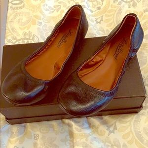 Lucky brand black flats